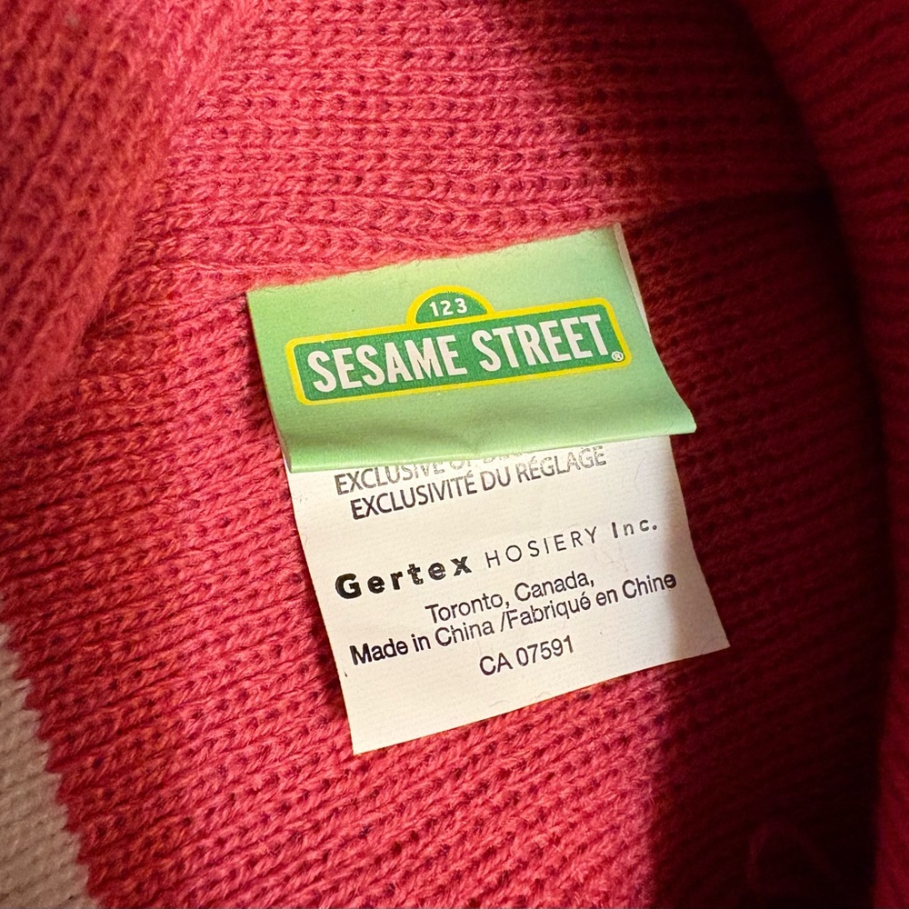 Y2K Sesame Street Winter Hat - Picture 3 of 7